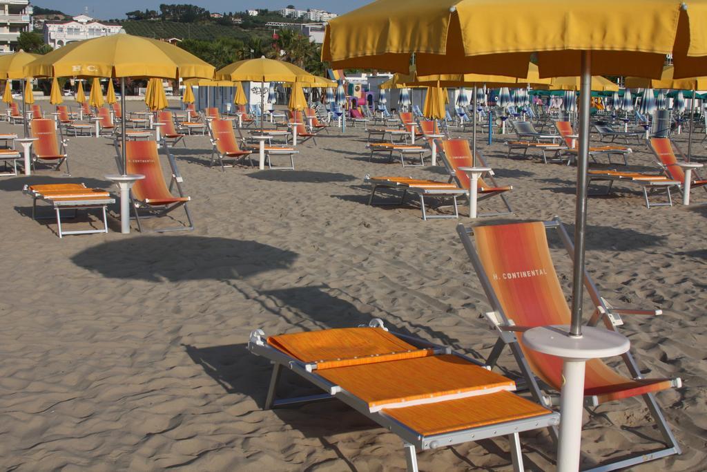 Hotel Continental Торторето Экстерьер фото